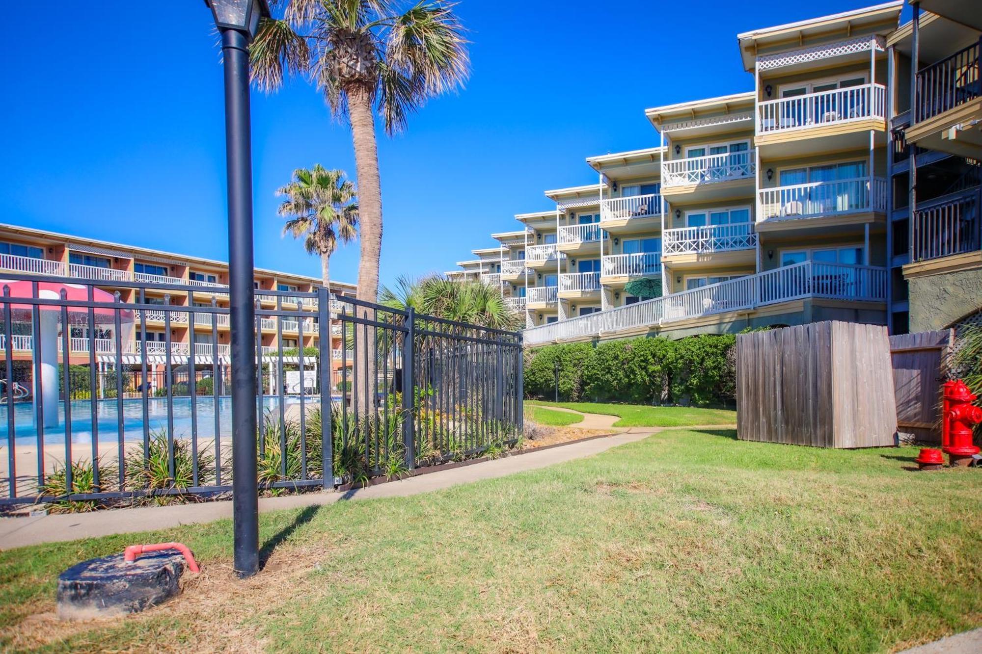 Sea-Renity Heated Pools Steps To The Beach 加尔维斯敦 外观 照片